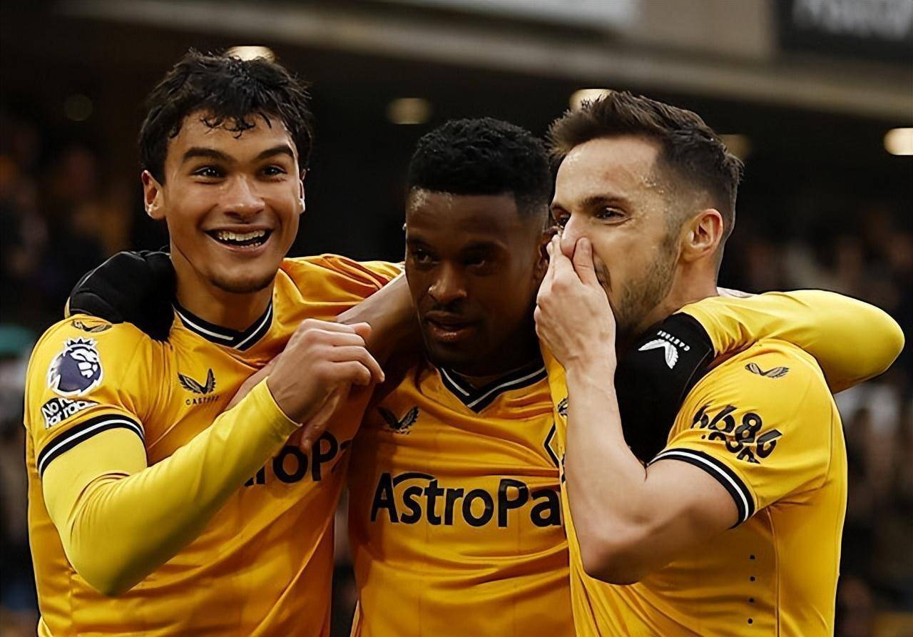 包含关键战突围战来临；纽卡斯尔围绕CBA季后赛内部沟通；话题不断；赛程密集仍需轮换的词条九游体育APP下载