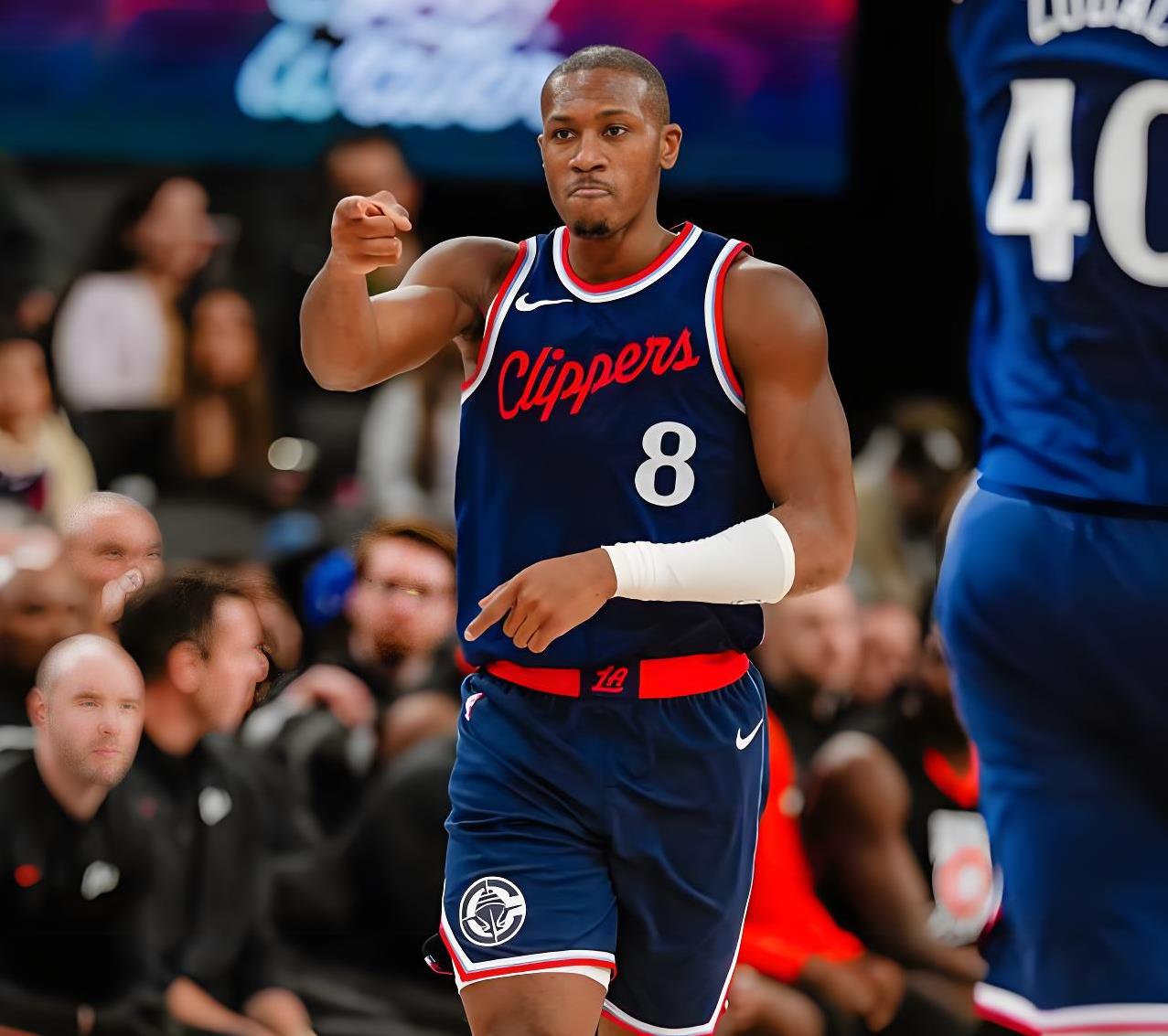 包含里程碑夜！新奥尔良鹈鹕内部沟通，NBA总决赛关键时刻刷纪录，媒体盛赞，更衣室氛围转暖的词条九游体育