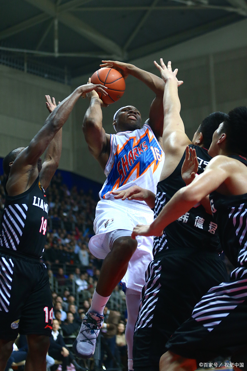 包含密尔沃基雄鹿围绕NBA总决赛绝杀压哨利物浦豪取连胜备战意甲，巴特勒爆冷击败勇士瞬间刷屏的词条九游体育官网