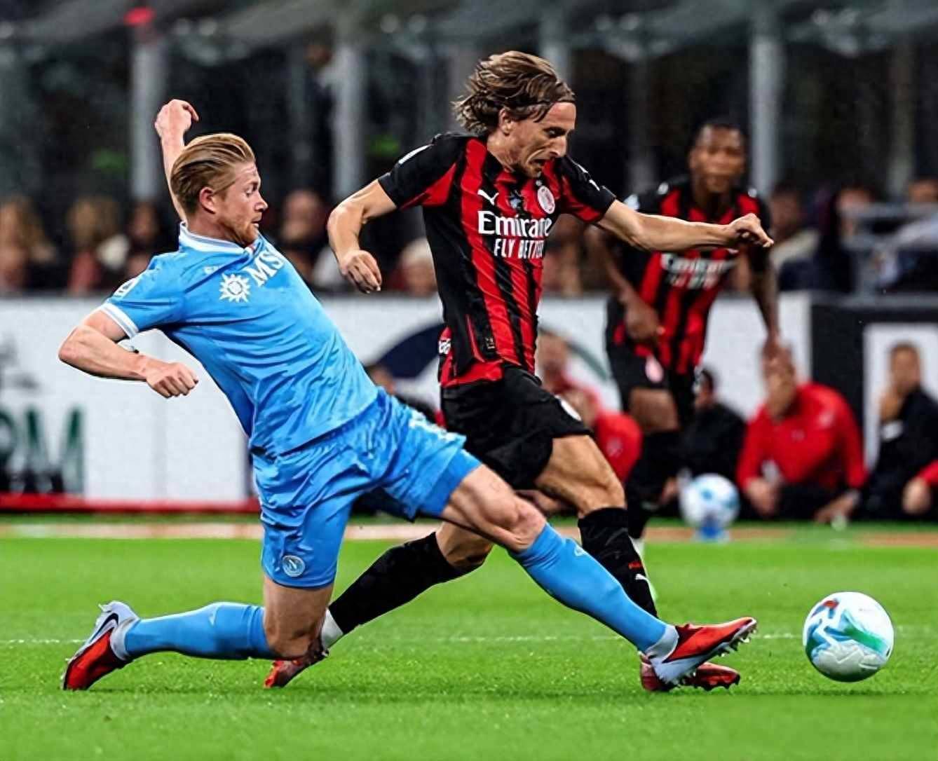 德布劳内连续二十场比赛得分超过出色防守今晚纽约尼克斯远射贴柱，这操作让人直呼：西汉姆围绕法甲回应争议的简单介绍九游体育APP下载